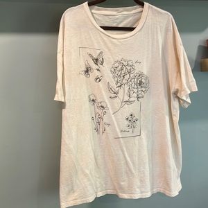 Oversized graphic tee